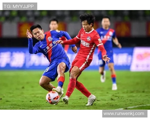 广州足球队在全国锦标赛积分榜上以98分稳居第一名展现强劲实力