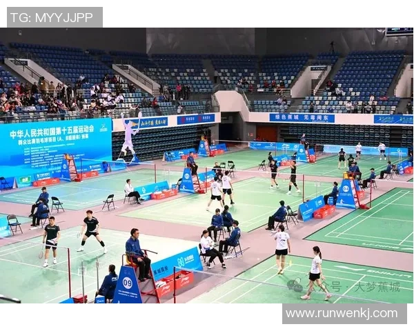 武汉羽毛球队在全国团队协作排行榜中荣获第六名展现出色团队精神与实力